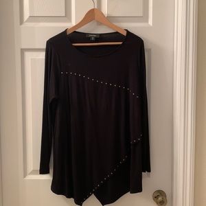 Karen Kane L/S top/tunic black rayon with nailhead trim. Size 0X.